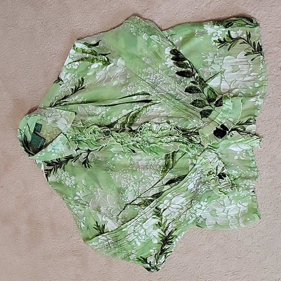 Everday Flowy Silk Floral Blouse US M - Picture 7 of 12